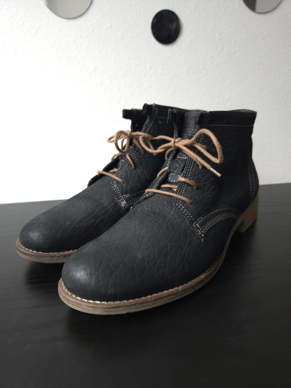 Josef Seibel European Comfort Sienna 3 Black Leather Chukka Boots with Tan Laces